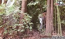 18岁同性恋夫妇在树林里进行肛交的自制视频