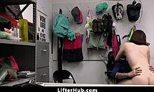 Ava Davis este investigată pentru acțiunile ei ciudate - Scena garajului Liferhubs