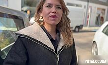 Перуанска зрела жена смеђих очију Габик пуши и добија цумсхот