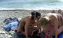Orgia na świeżym powietrzu z rosyjskimi naturystami na plaży