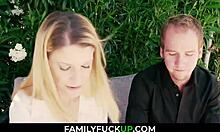 Mačeha v družinskem videu seksa z gospodinjo